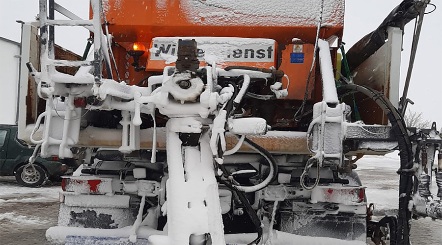 Winterdienst Räumfahrzeug
